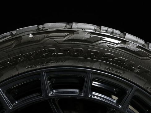 Used 2024 GMC Yukon Denali w/ Max Trailering Package image 46