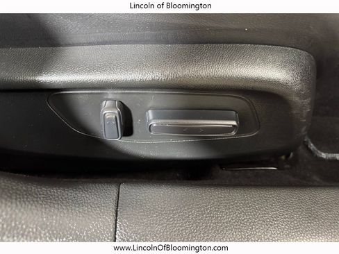 Used 2023 Honda Civic Touring image 14