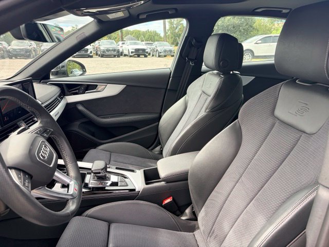Used 2023 Audi A4 2.0T Premium Plus w/ Premium Plus Package AWD/4WD image 7