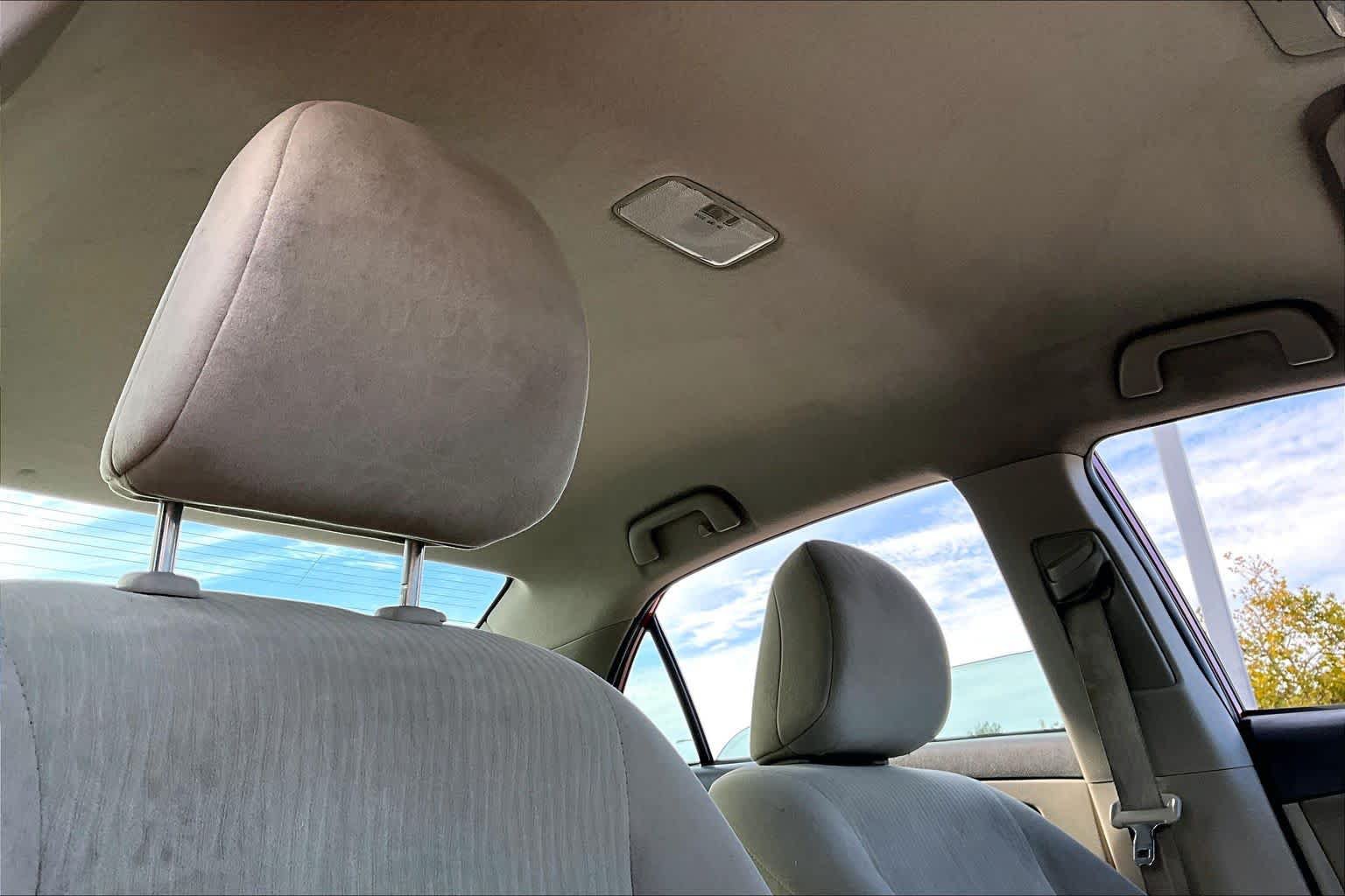 Used 2010 Toyota Corolla LE w/ All Weather Guard Pkg FWD image 13