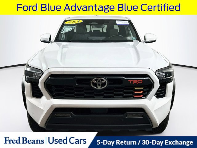 Used 2024 Toyota Tacoma TRD Off-Road w/ TRD Off Road Upgrade Package AWD/4WD image 2
