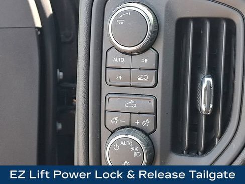 Used 2024 Chevrolet Silverado 1500 Custom AWD/4WD image 8