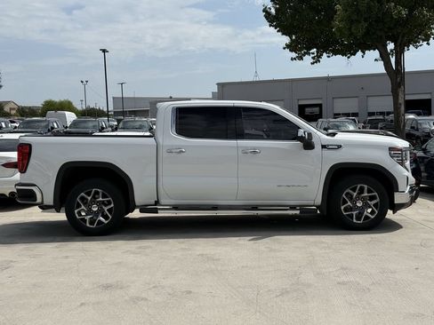 Used 2023 GMC Sierra 1500 SLT w/ SLT Premium Package RWD image 3