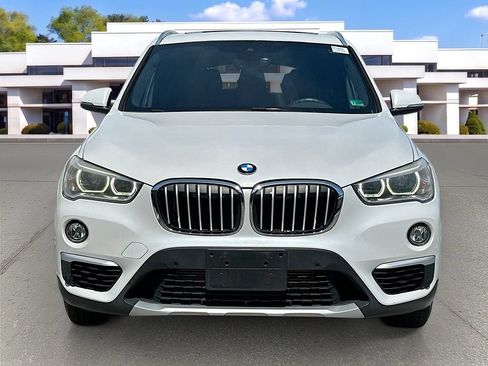 Used 2017 BMW X1 xDrive28i AWD/4WD image 2