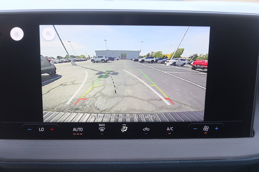 Used 2025 Ford Maverick XL w/ Equipment Group 101A AWD/4WD image 14
