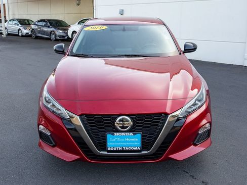 Used 2019 Nissan Altima 2.5 SR FWD image 4