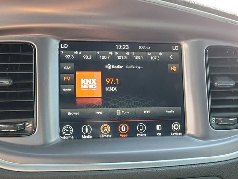 Used 2019 Dodge Charger R/T w/ Blacktop Package image 9