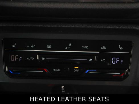 Used 2022 Volkswagen Tiguan SE R-Line image 19