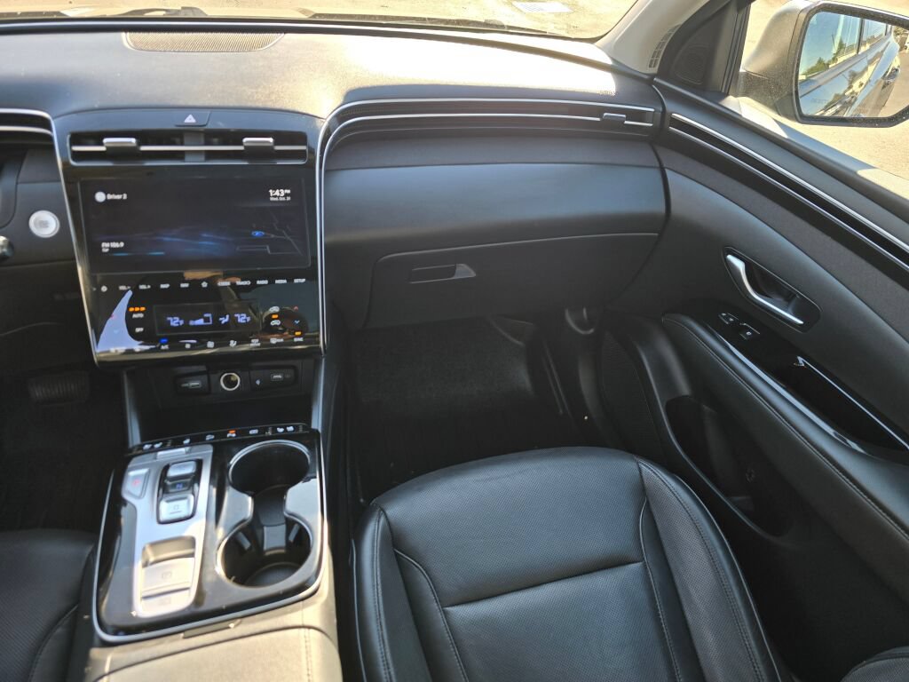 Used 2022 Hyundai Tucson Limited AWD/4WD image 4