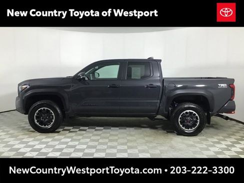 Certified 2024 Toyota Tacoma TRD Off-Road image 3