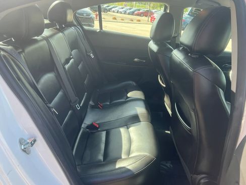 Used 2015 Chevrolet Cruze LT FWD image 7