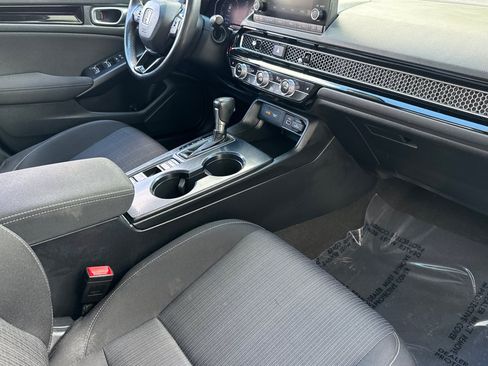Used 2023 Honda Civic EX image 32