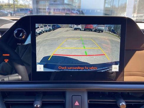 Used 2024 Lexus UX 250h 250h Premium image 20