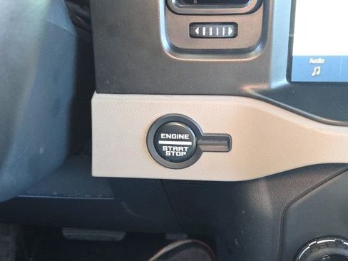 Used 2023 Ford Bronco Wildtrak AWD/4WD image 41