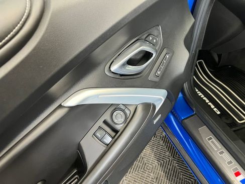 Used 2017 Chevrolet Camaro LT image 11