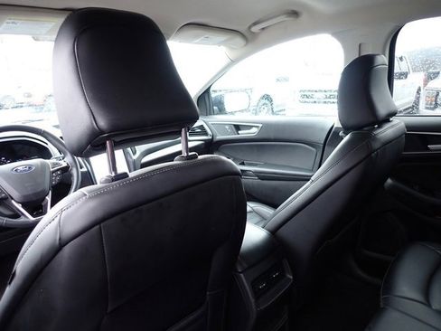 Certified 2024 Ford Edge SEL image 16