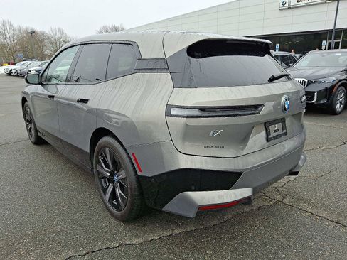Used 2025 BMW iX xDrive50 w/ Premium Package image 5