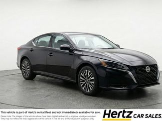 Used 2025 Nissan Altima 2.5 SV video 1