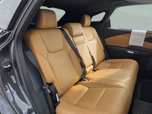 Used 2025 Lexus RX 350 AWD image 23