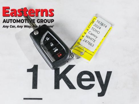 Used 2024 Toyota Camry SE FWD image 24