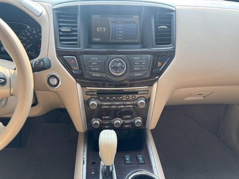 Used 2013 Nissan Pathfinder SL AWD/4WD image 16