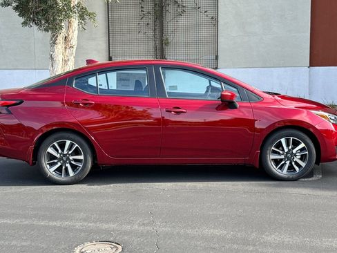 New 2025 Nissan Versa SV w/ Trunk Package FWD image 3