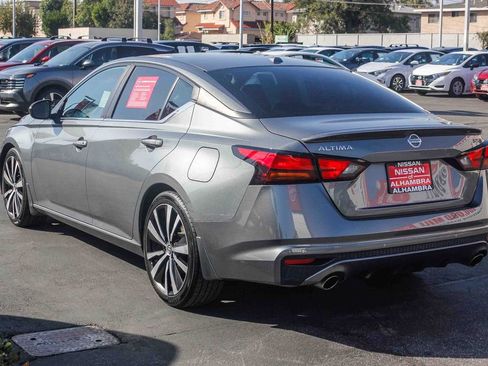 Certified 2020 Nissan Altima 2.5 SR image 9