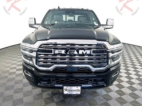 New 2025 RAM 2500 Limited w/ Towing Technology Group image 2