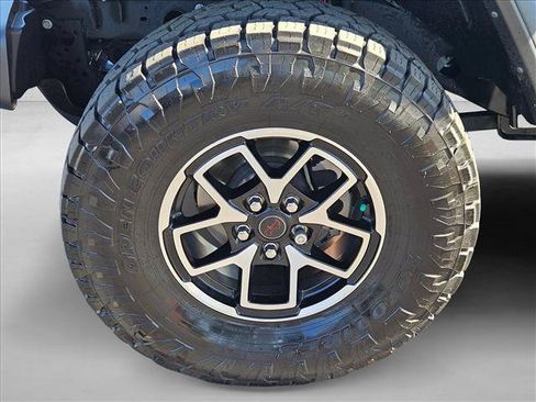 Used 2024 Jeep Wrangler Unlimited Rubicon w/ Technology Group AWD/4WD image 23