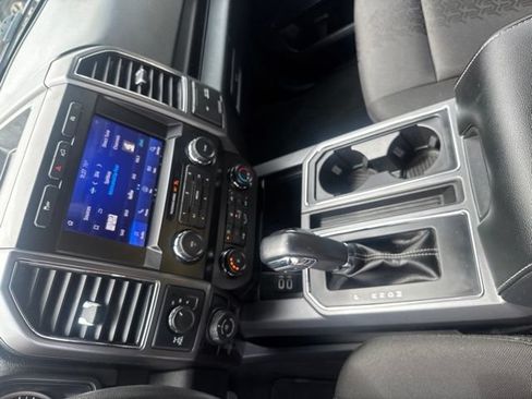 Used 2020 Ford F150 XLT w/ Equipment Group 302A Luxury AWD/4WD image 28