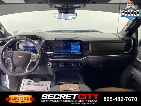 Used 2026 Chevrolet Silverado 2500 High Country w/ High Country Premium Package AWD/4WD image 26