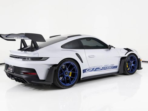 Used 2025 Porsche 911 GT3 RS RWD image 3