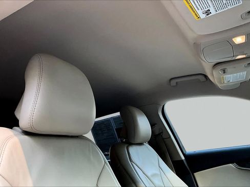 Used 2018 Lincoln MKX Select w/ Select Plus Package FWD image 14