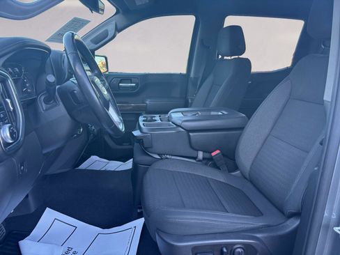 Used 2020 GMC Sierra 1500 SLE w/ SLE Value Package image 9
