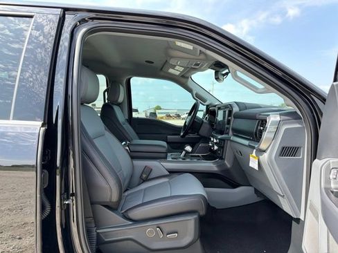 New 2025 Ford F150 Lariat w/ Equipment Group 502A High AWD/4WD image 9