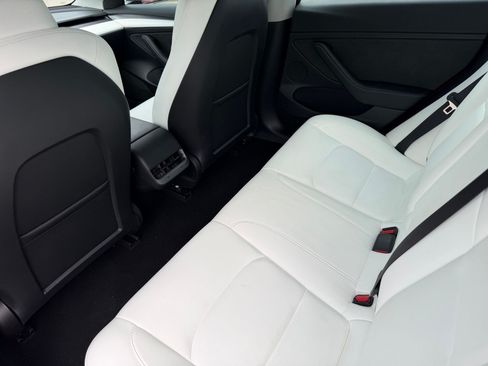 Used 2023 Tesla Model 3 Standard Range RWD image 28