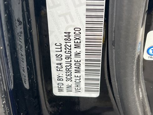 Used 2020 RAM 3500 Laramie image 31