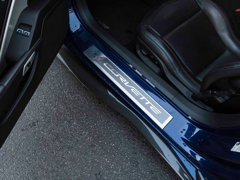 Used 2018 Chevrolet Corvette Z06 RWD image 24