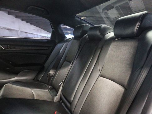 Used 2020 Honda Accord Sport image 19