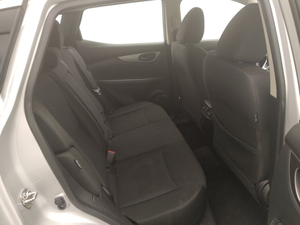 Used 2020 Nissan Rogue Sport S w/ Appearance Package FWD image 19