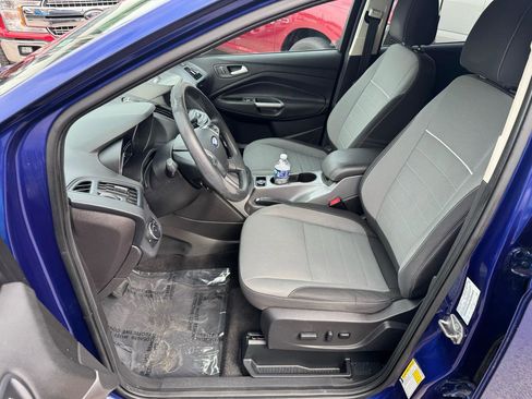 Used 2015 Ford Escape SE w/ Equipment Group 201A FWD image 13