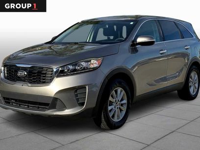 Used 2019 Kia Sorento LX