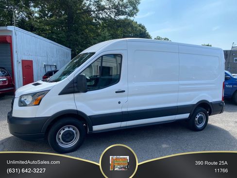 Used 2017 Ford Transit 250 148 Medium Roof RWD image 3