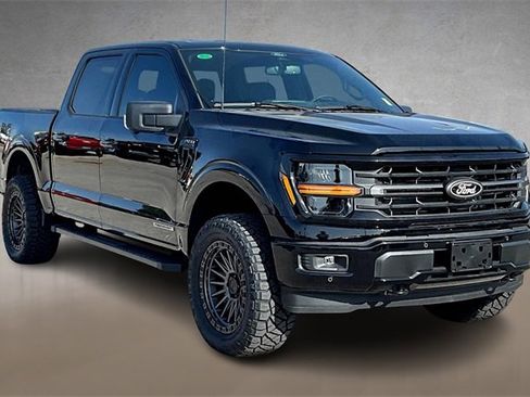 New 2025 Ford F150 XLT w/ Equipment Group 302A MID image 2