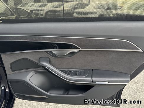 Used 2019 Audi A8 L 3.0T image 21
