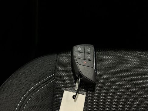 New 2026 Chevrolet Traverse LT w/ Midnight/Sport Edition image 32