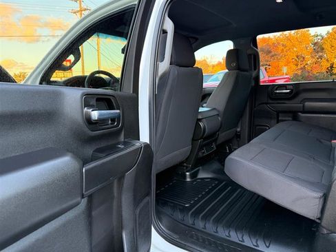 Used 2022 GMC Sierra 3500 Pro w/ Convenience Package image 19