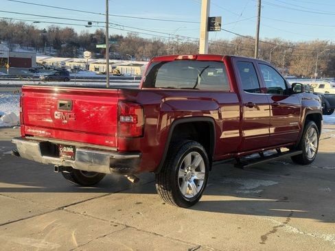 Used 2019 GMC Sierra 1500 SLE w/ SLE Value Package image 6