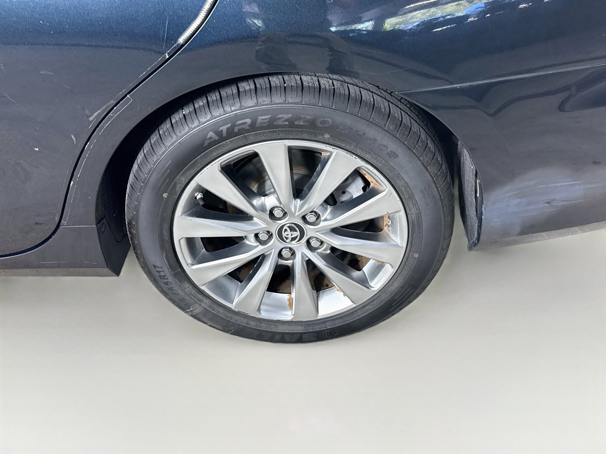Used 2015 Toyota Camry XLE FWD image 38