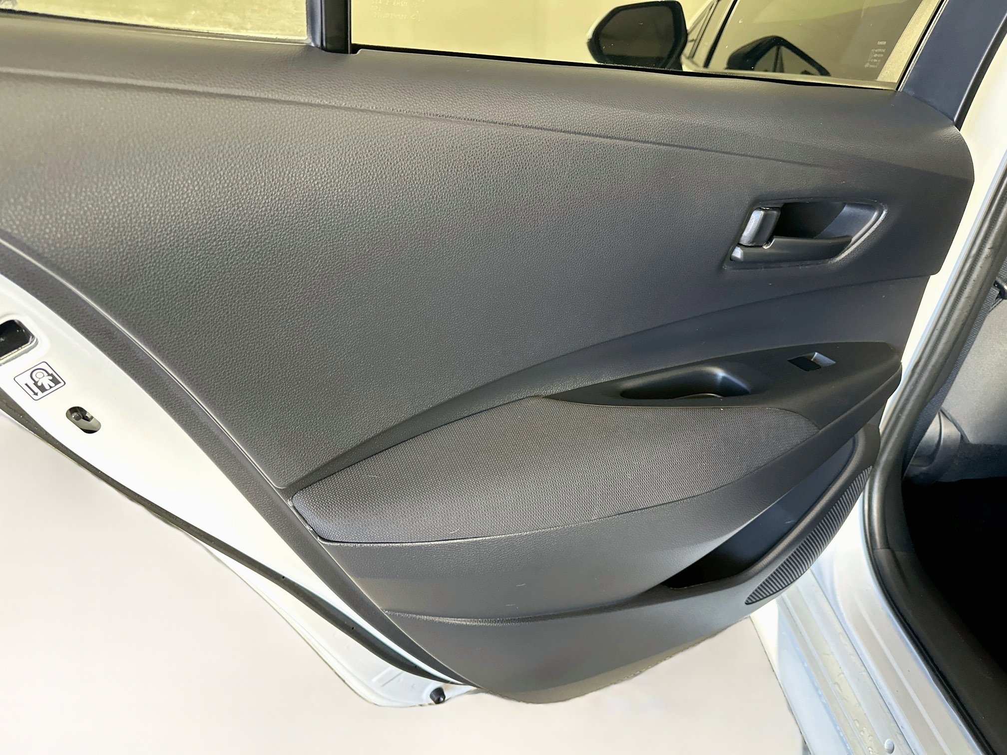 Used 2024 Toyota Corolla LE FWD image 24